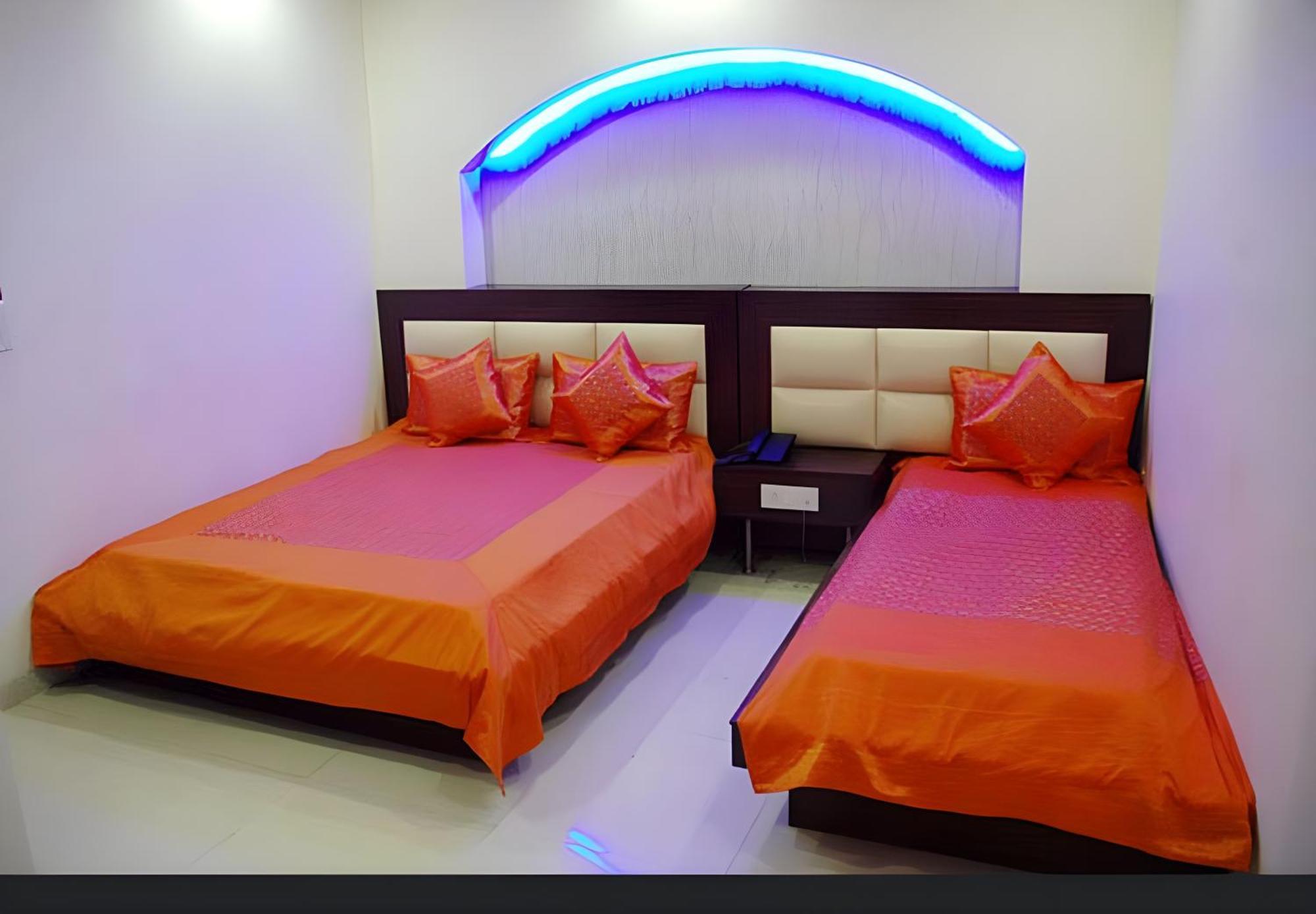 Sun International Hotel New Delhi
